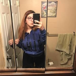 Meet your Posher, Alyssa